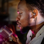 Xvive U4T9 Wireless in-Ear Monitor System with Dual Balanced-Armature Drivers - Image 6